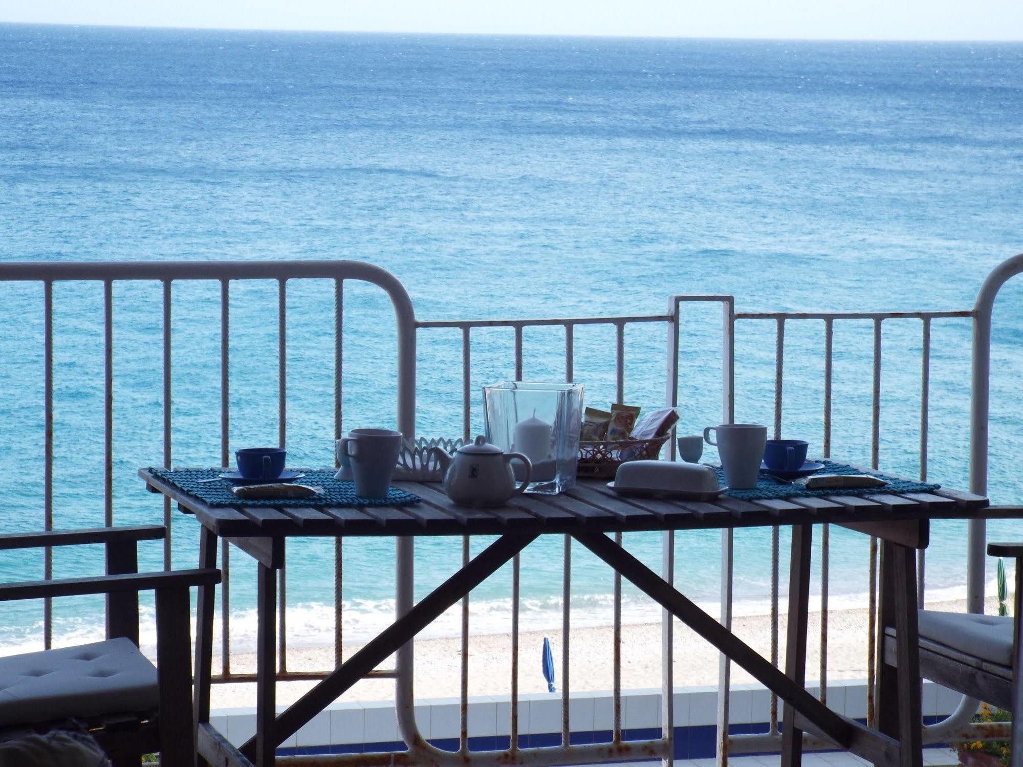 Taormina Holidays Residence Forza dʼAgro Exterior foto